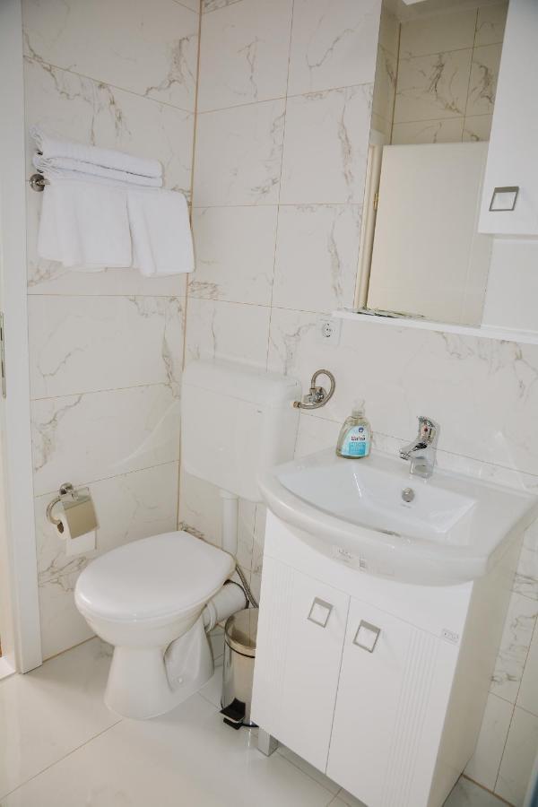 Hotel Divanhana Брчко Екстер'єр фото