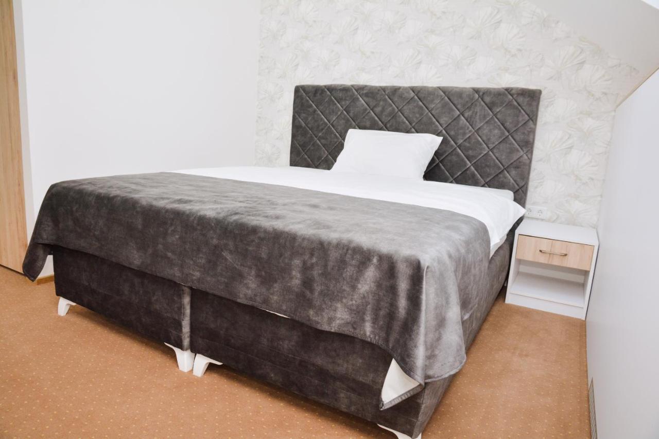 Hotel Divanhana Брчко Екстер'єр фото