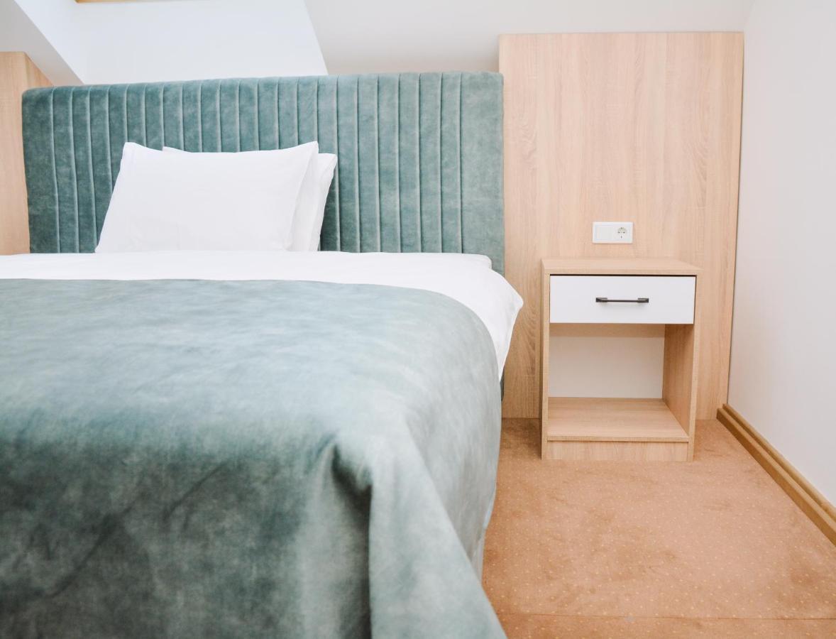 Hotel Divanhana Брчко Екстер'єр фото