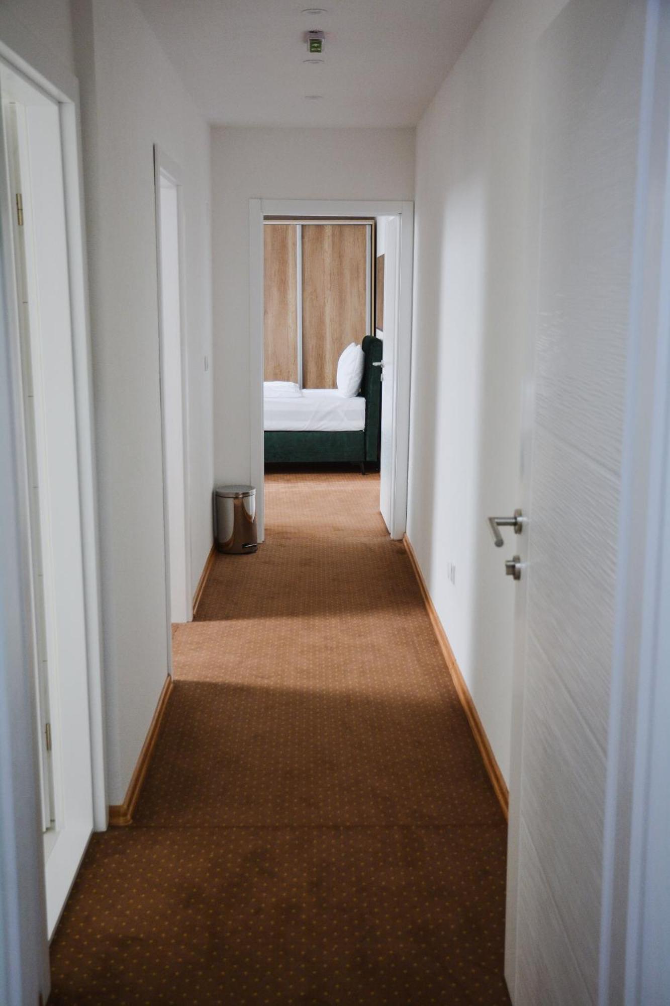 Hotel Divanhana Брчко Екстер'єр фото